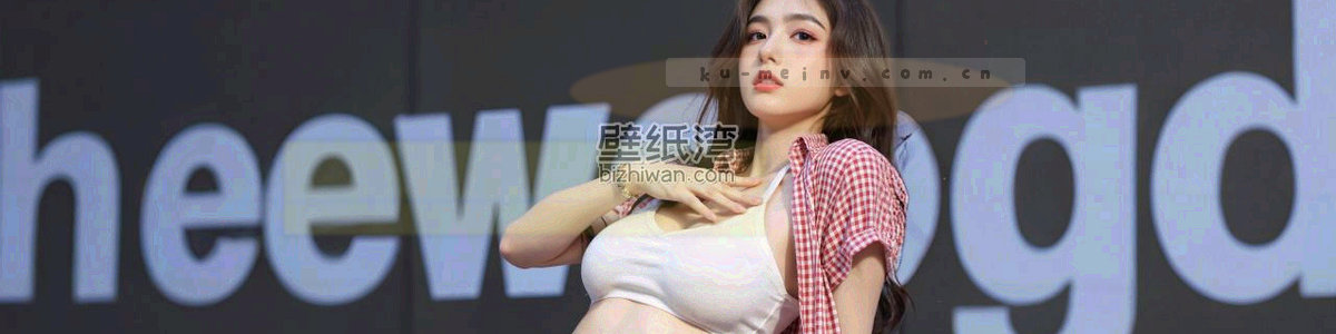 邮件符号与光带构成的订阅提示视觉